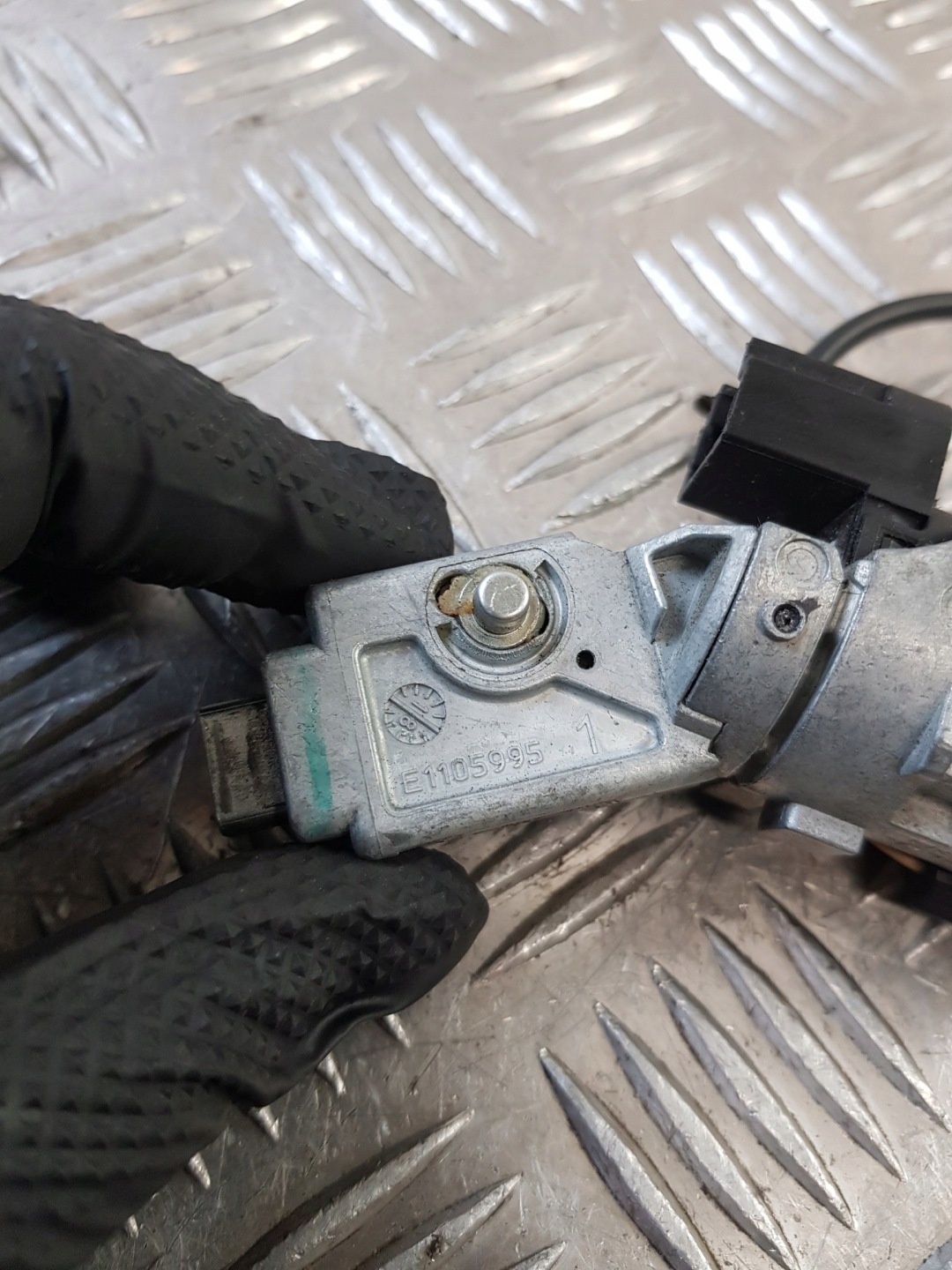 ignition 9663123280 PEUGEOT 301 18R