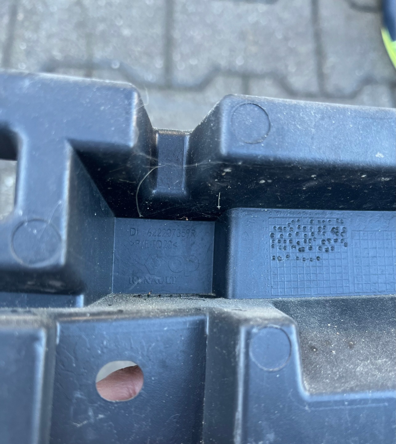 Renault Scenic III bumper bracket right
