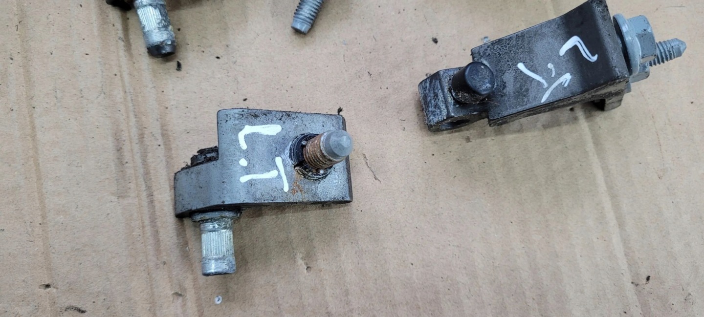 A6 C7 4G hinge hinges door left left rear part LY1P 2X