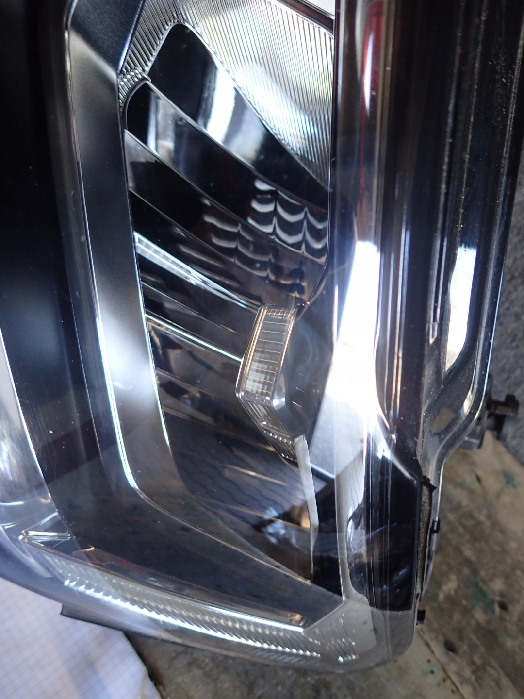 LIGHT FRONT LEFT VW TIGUAN 15- FULL LED 5NB941035B
