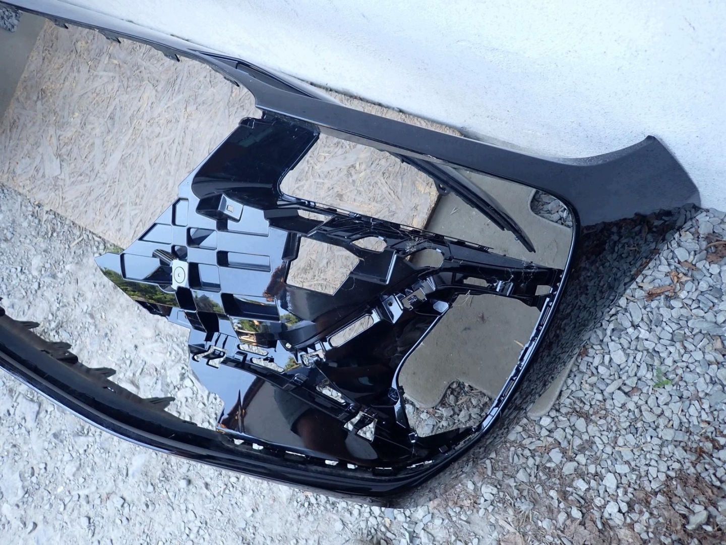 bumper front front AUDI A6 85E GHA GH5 E TRON 2024- 85E807437H