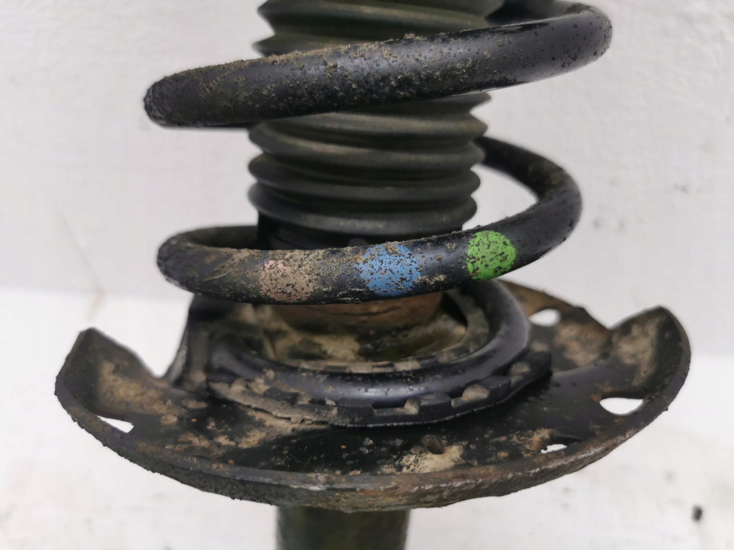 shock absorber left front VOLVO V60 and 31262902 10-18
