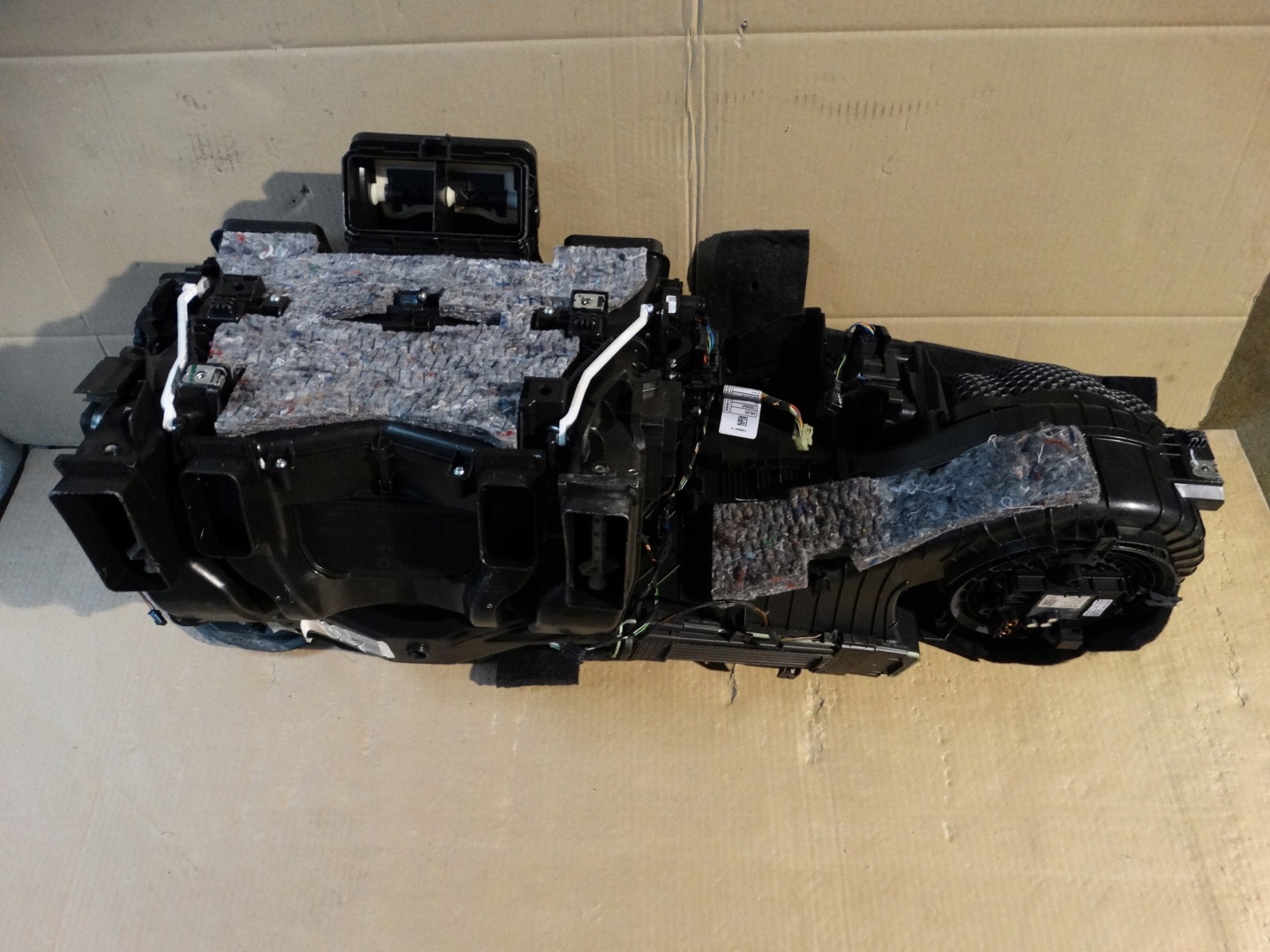 IDEALNA KPL. ohřívač 4 STREFY MERCEDES W213 1