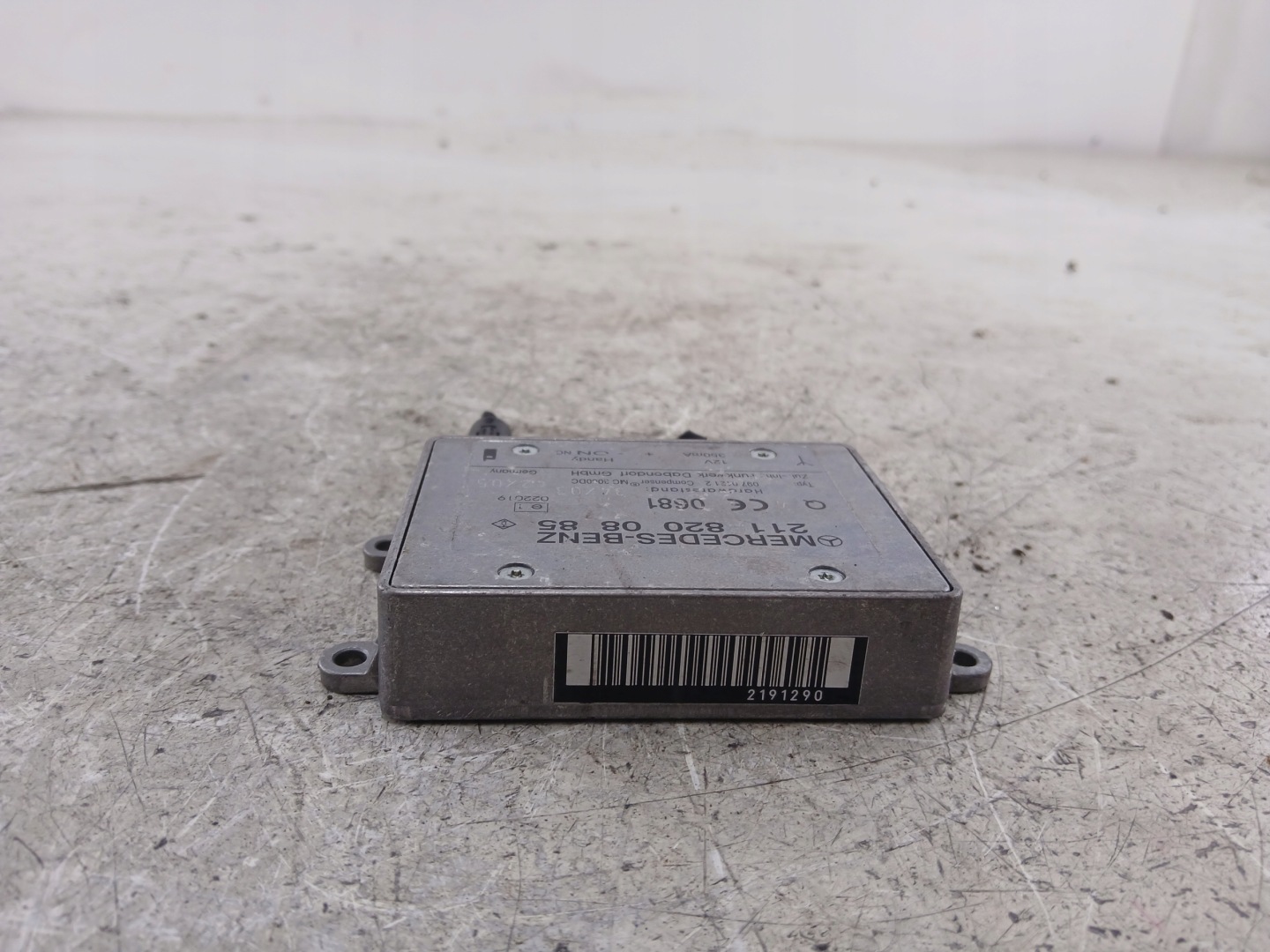 MERCEDES W211 amplifier ANTENY A2118200885