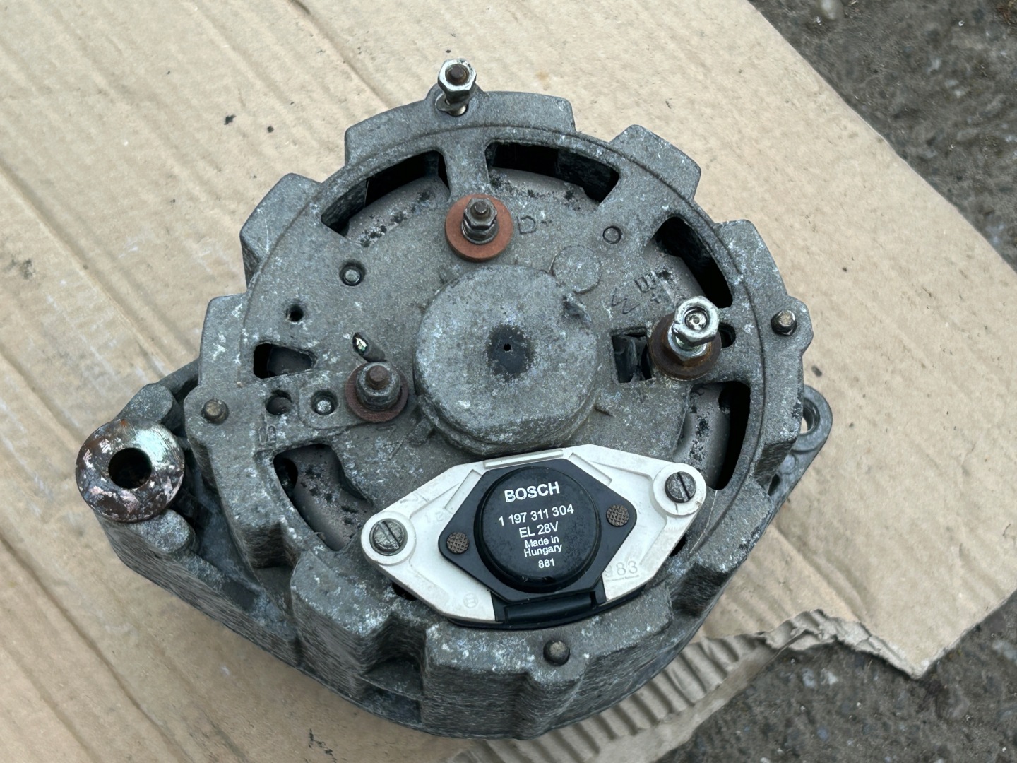VOLKSWAGEN L80 4,3 TD alternator 9120080187