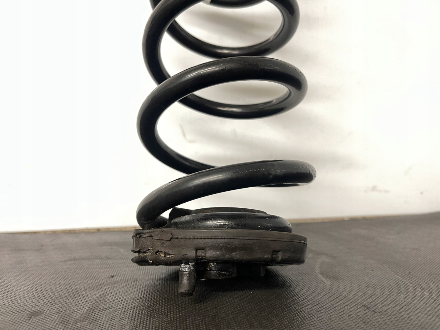 spring rear part rear AUDI A5 8W SPORTBACK 8W0511115EA