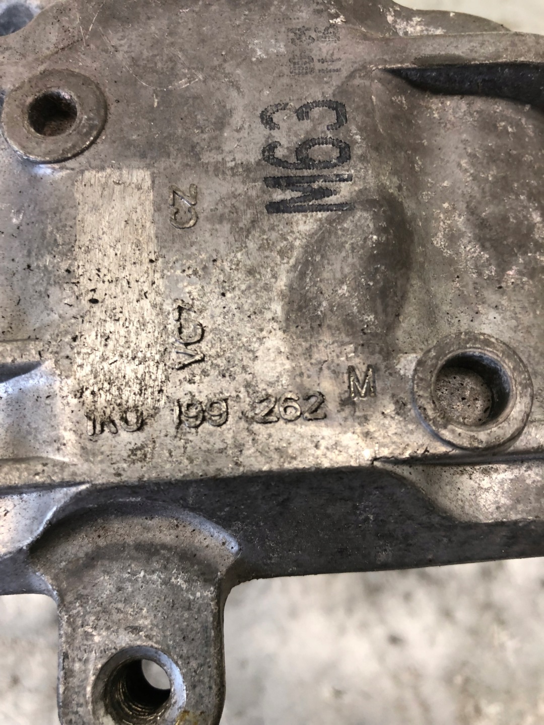 holder engine mount VW SKODA AUDI 1K0199262M