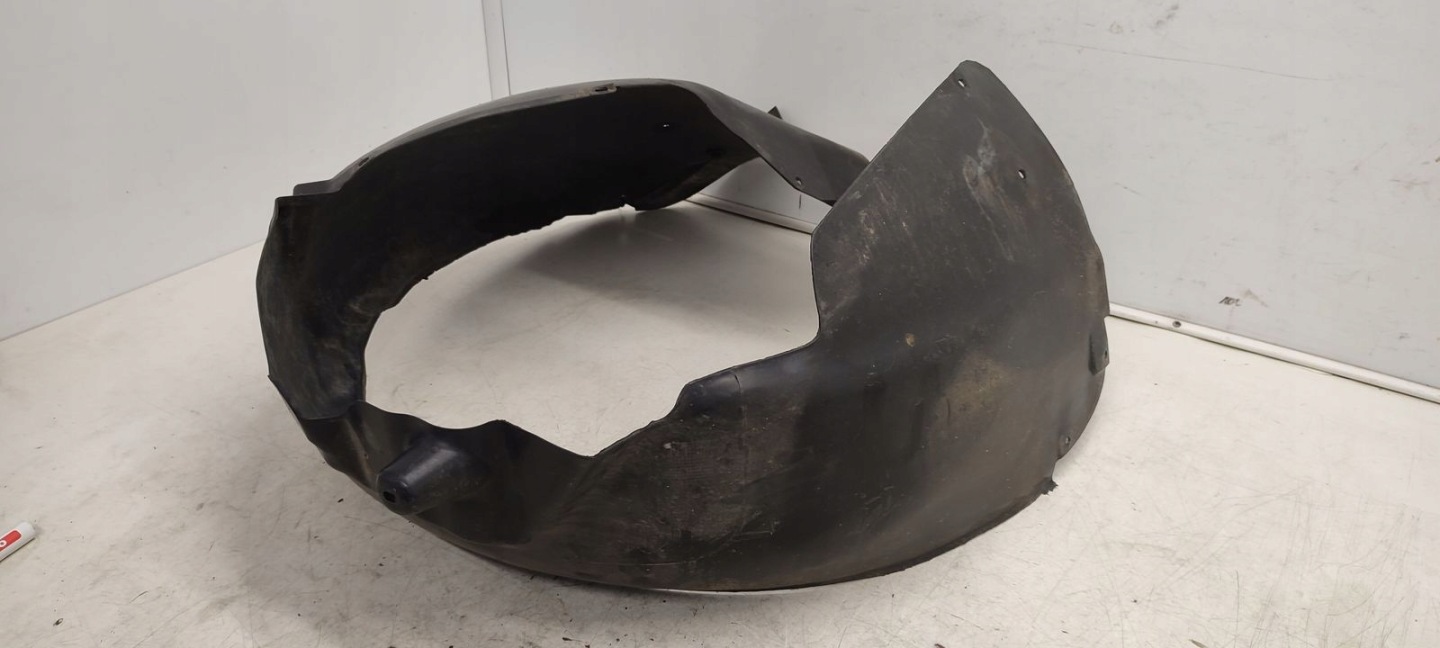 mudguard front front left Audi A4 B6 1,6 8V MPI