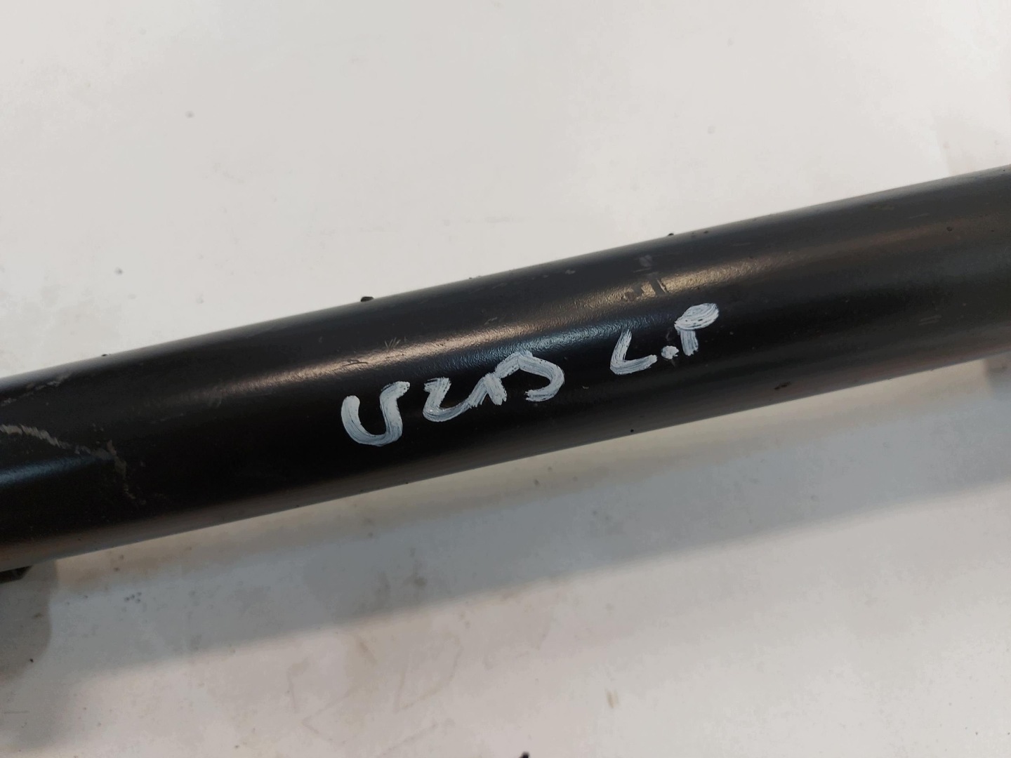 MERCEDES W213 E300de Kombi 2.0 CDI shock absorber front left A2133200713