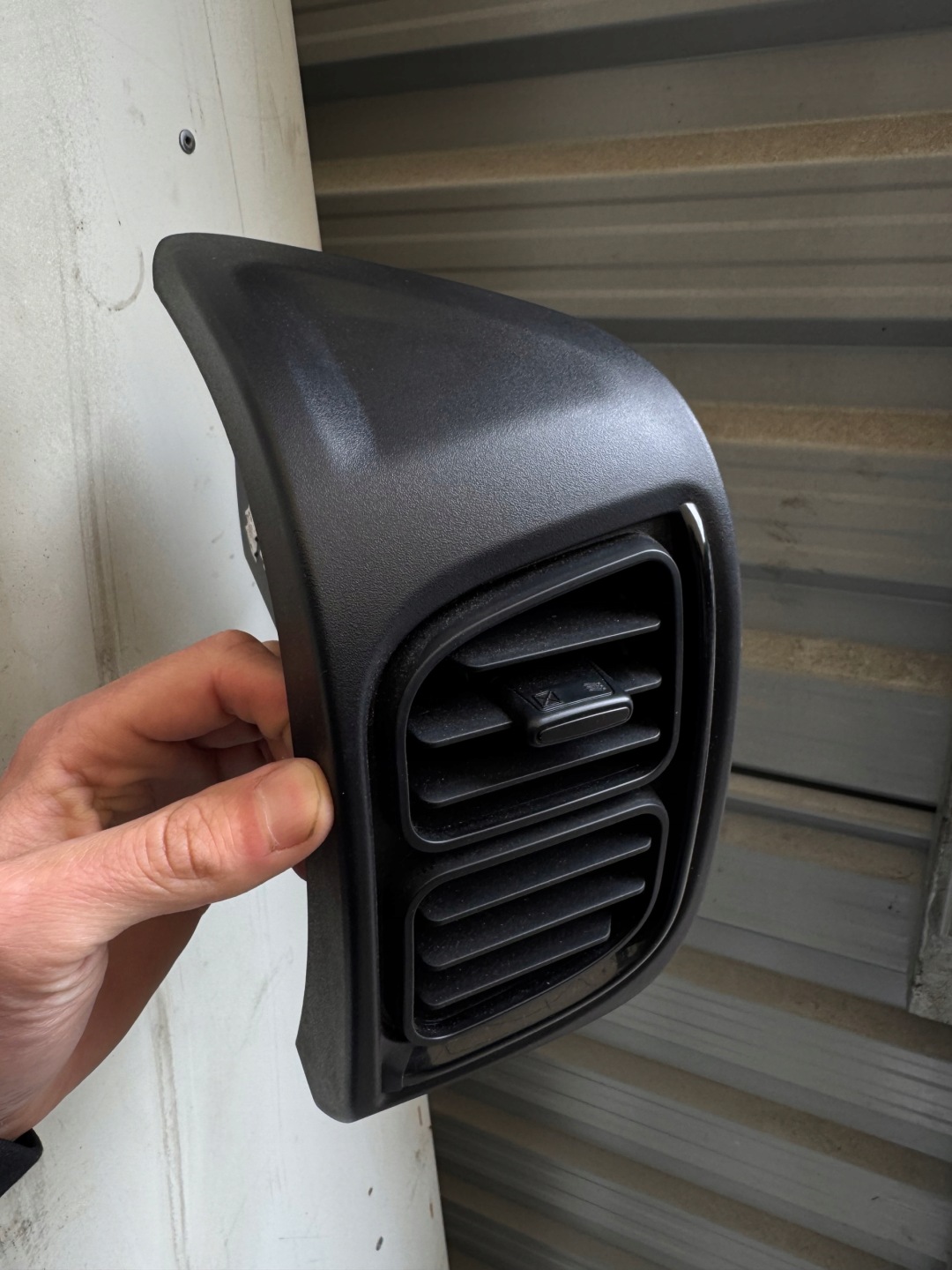 grid air conditioning devices right side Fiat Ducato 2023 LIFT