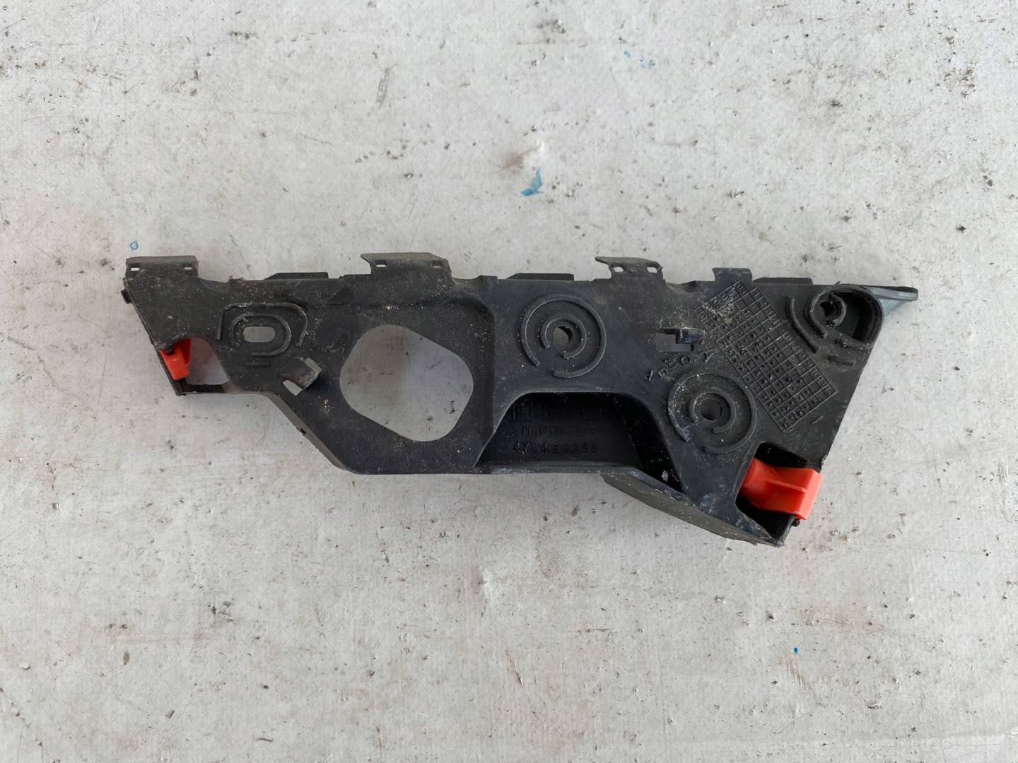 OPEL CORSA D 06-14 support holder of a bumper front left 13179963