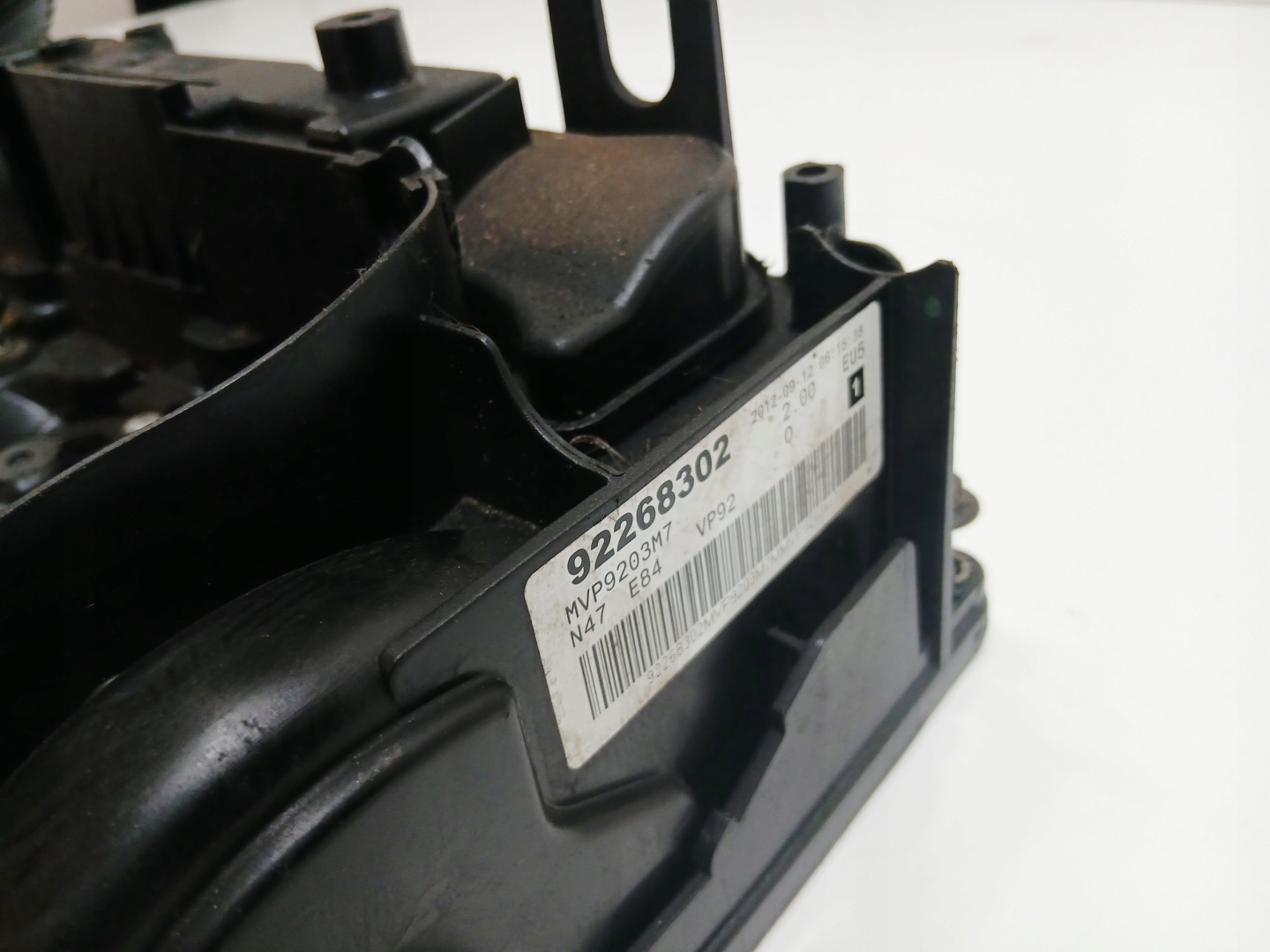 kryt ventilov BMW X1 E84 E90 E91 F10 N47 LCI 8570828 (0006222)