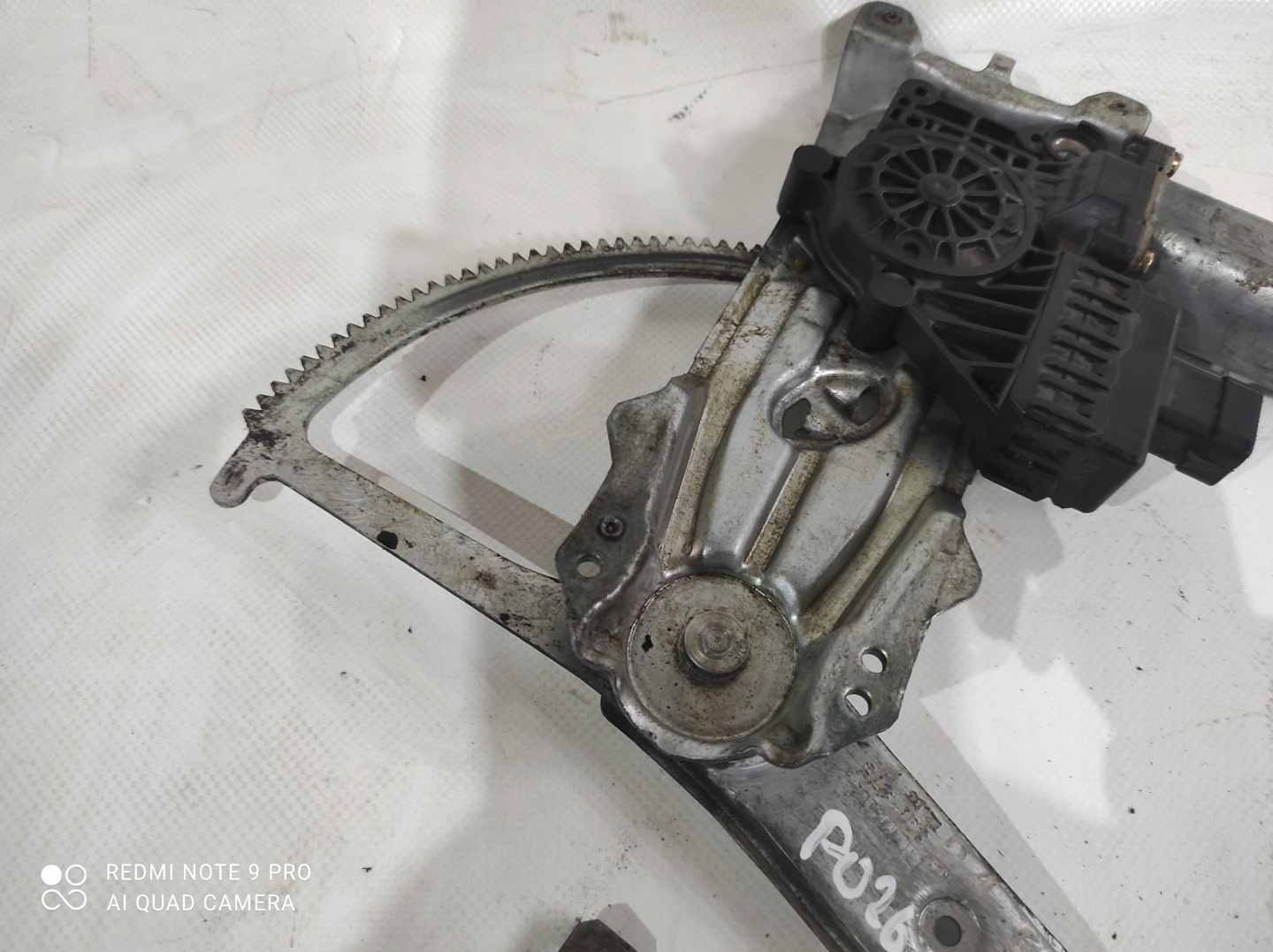 window regulator front left OPEL ASTRA II 5D