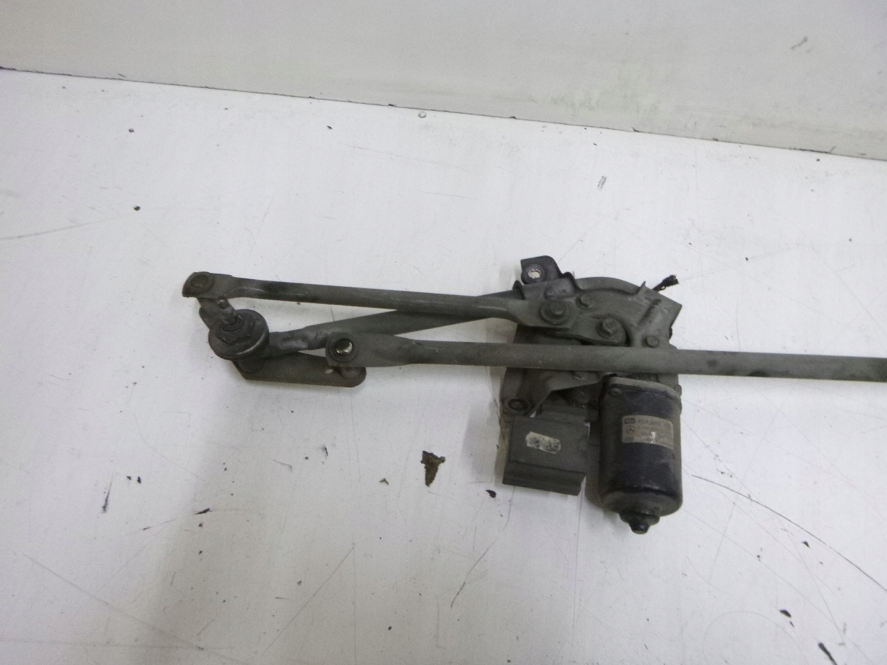 wiper mechanism front Mercedes W168 99r.