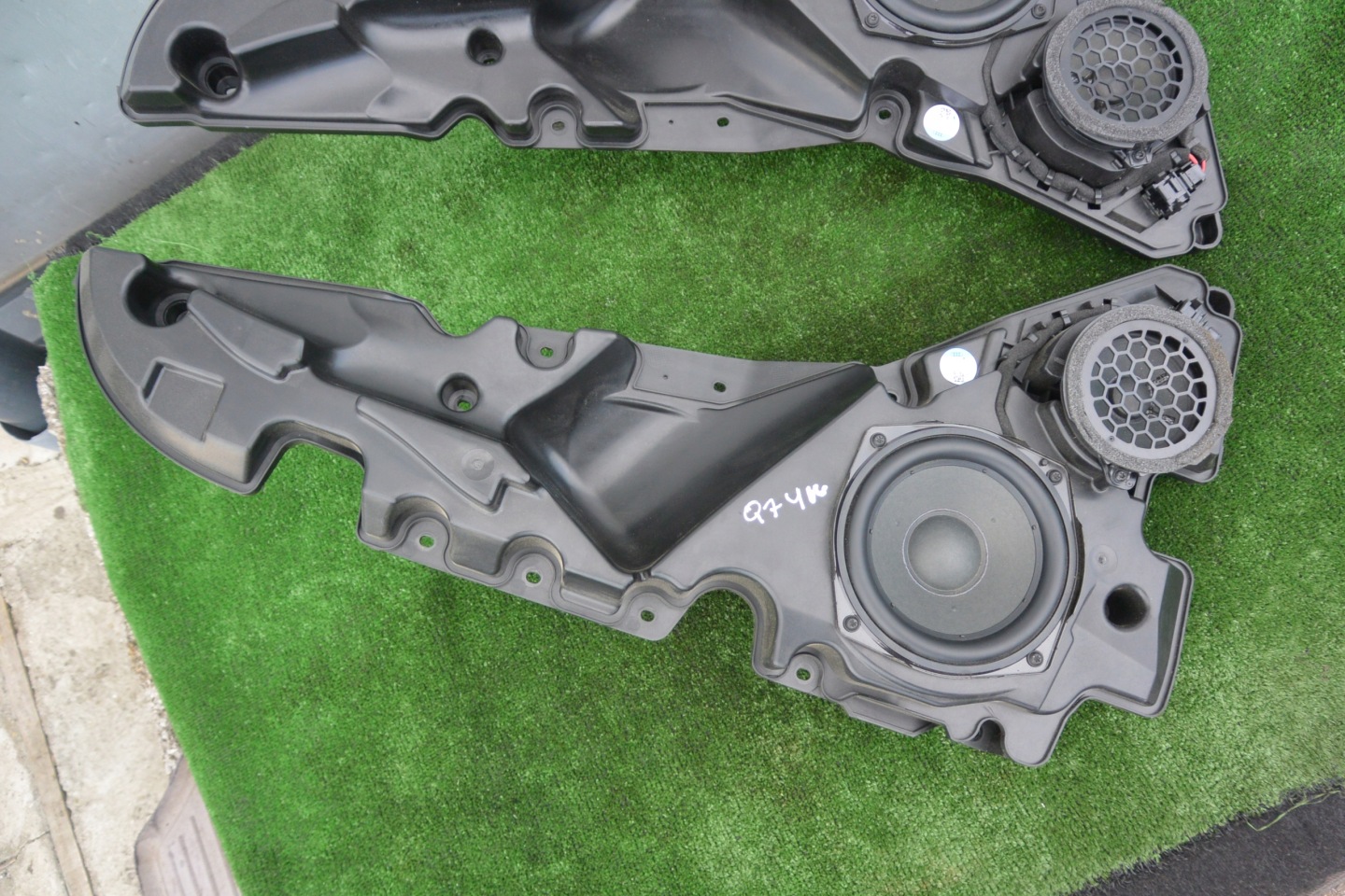 speaker door left right front AUDI Q8 SQ8 4M8