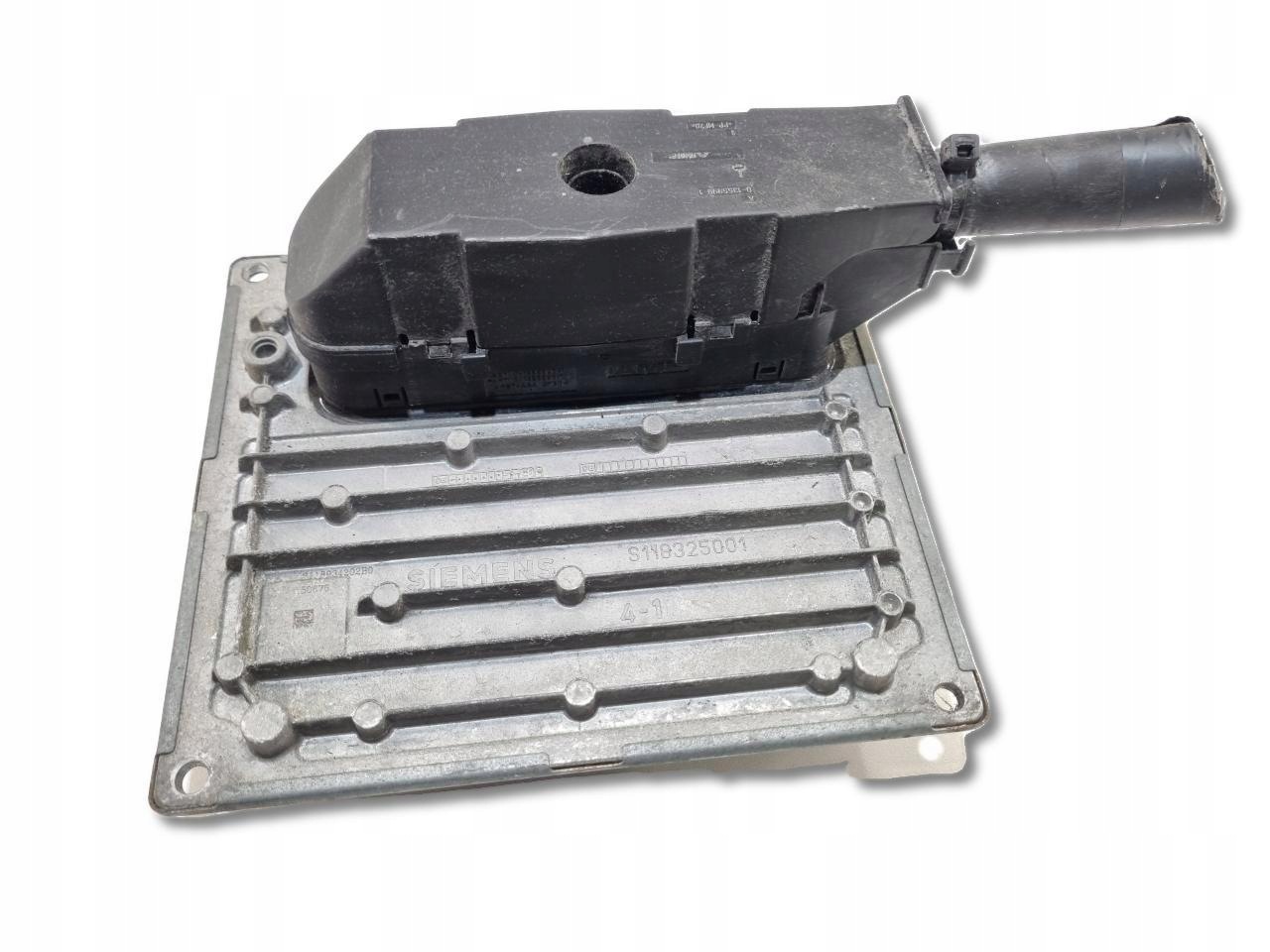control unit of the engine Ford Focus 2 2007 7M51-12A650-AFB