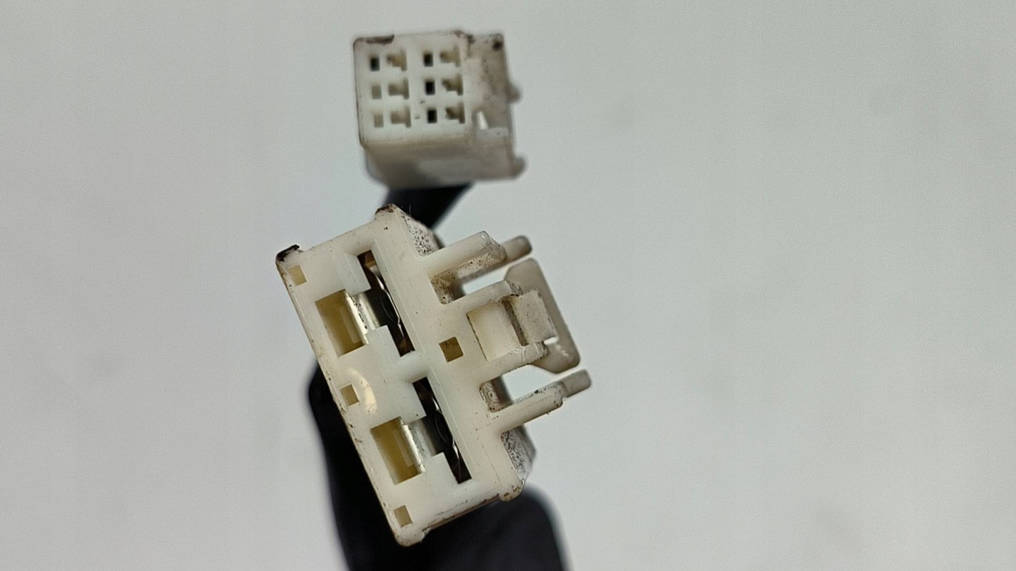 control electrics 45200-0D030 TOYOTA YARIS and