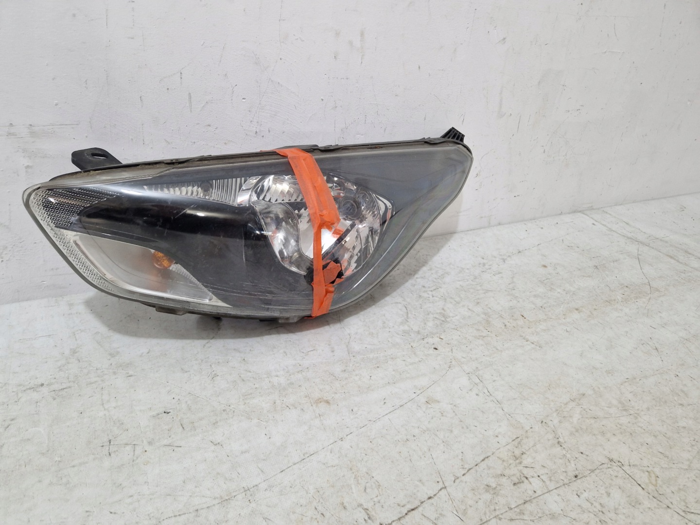 light front left FORD KA + plus G1B513W030BD