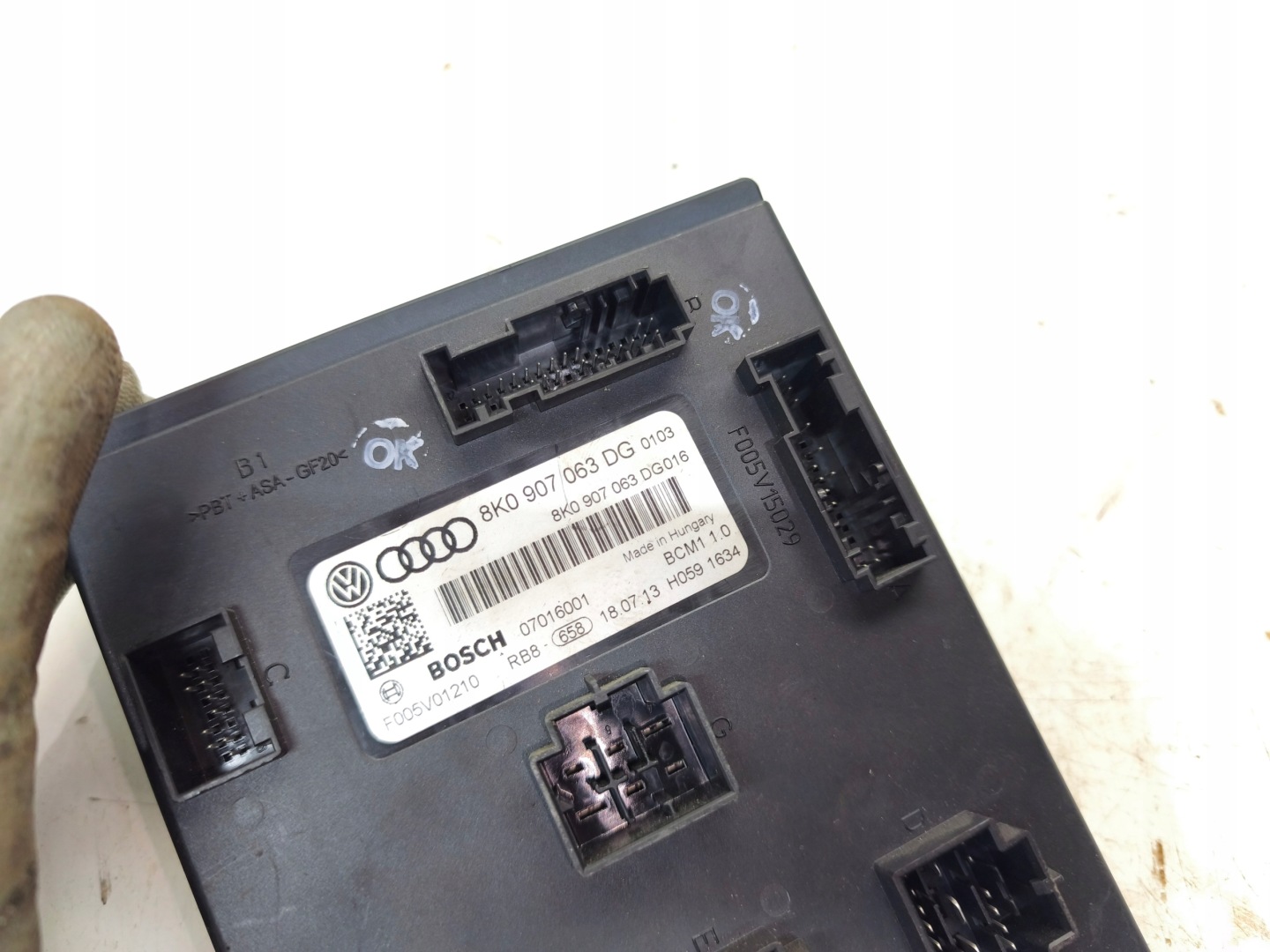 comfort control unit control unit AUDI A4 B8 A5 8T Q5 8R 8K0907063DG