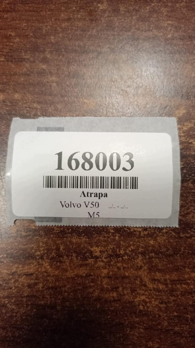 VOLVO V50 maska 08678556