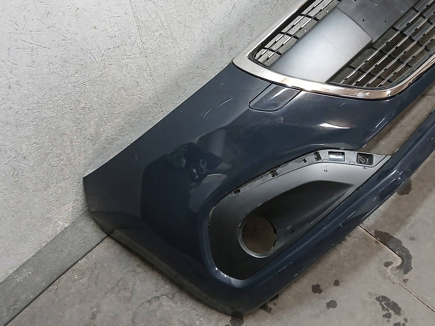 bumper front PEUGEOT 208 and 1 LIFT