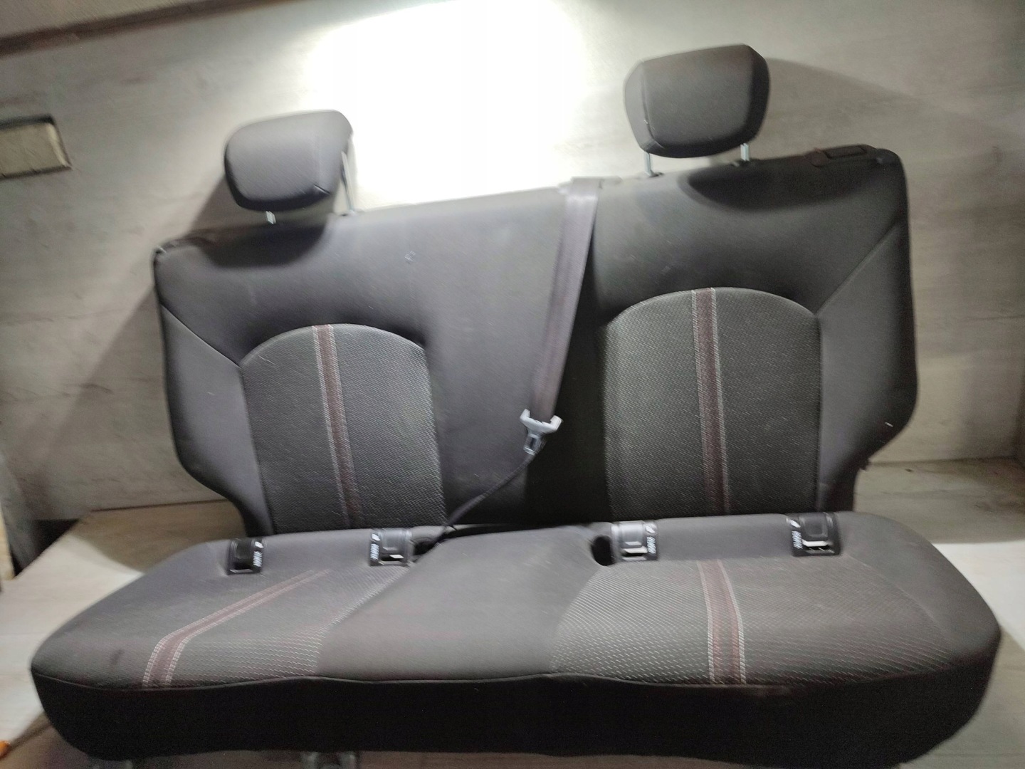 Opel Corsa E 2018 Sitz hinten heck