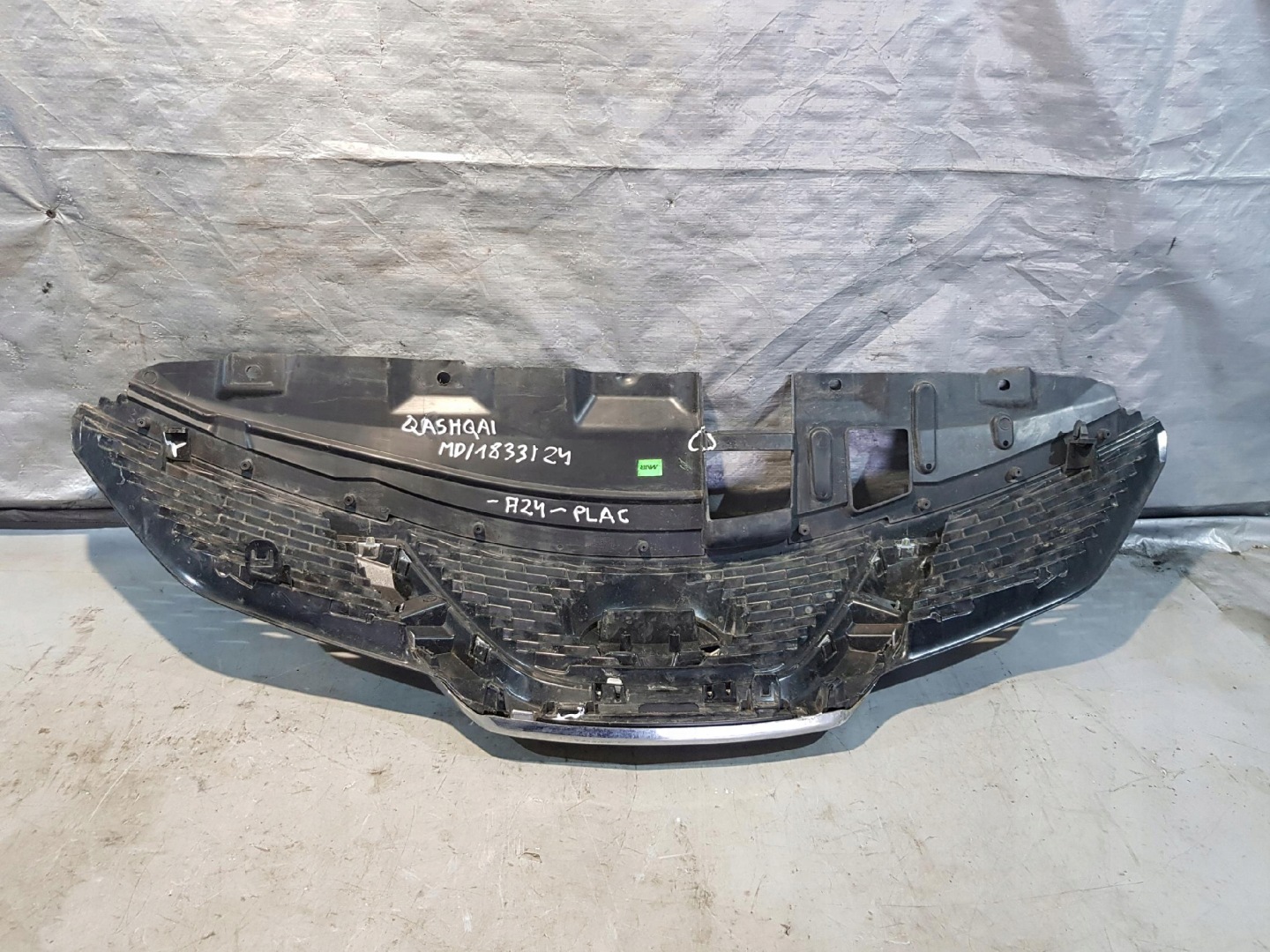 NISSAN QASHQAI grill grill 5580U100