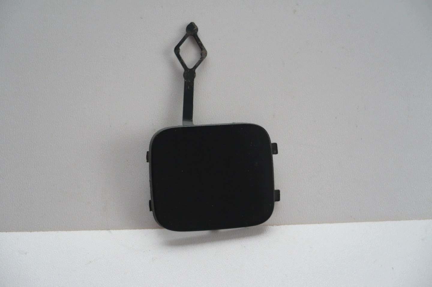 PEUGEOT 3008 and 09- towing hook cap bumper rear part