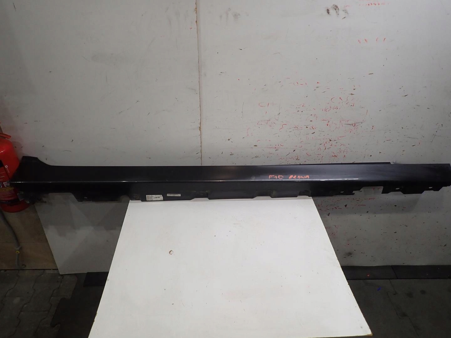 threshold moulding threshold right BMW 5 F10 F11 7184774