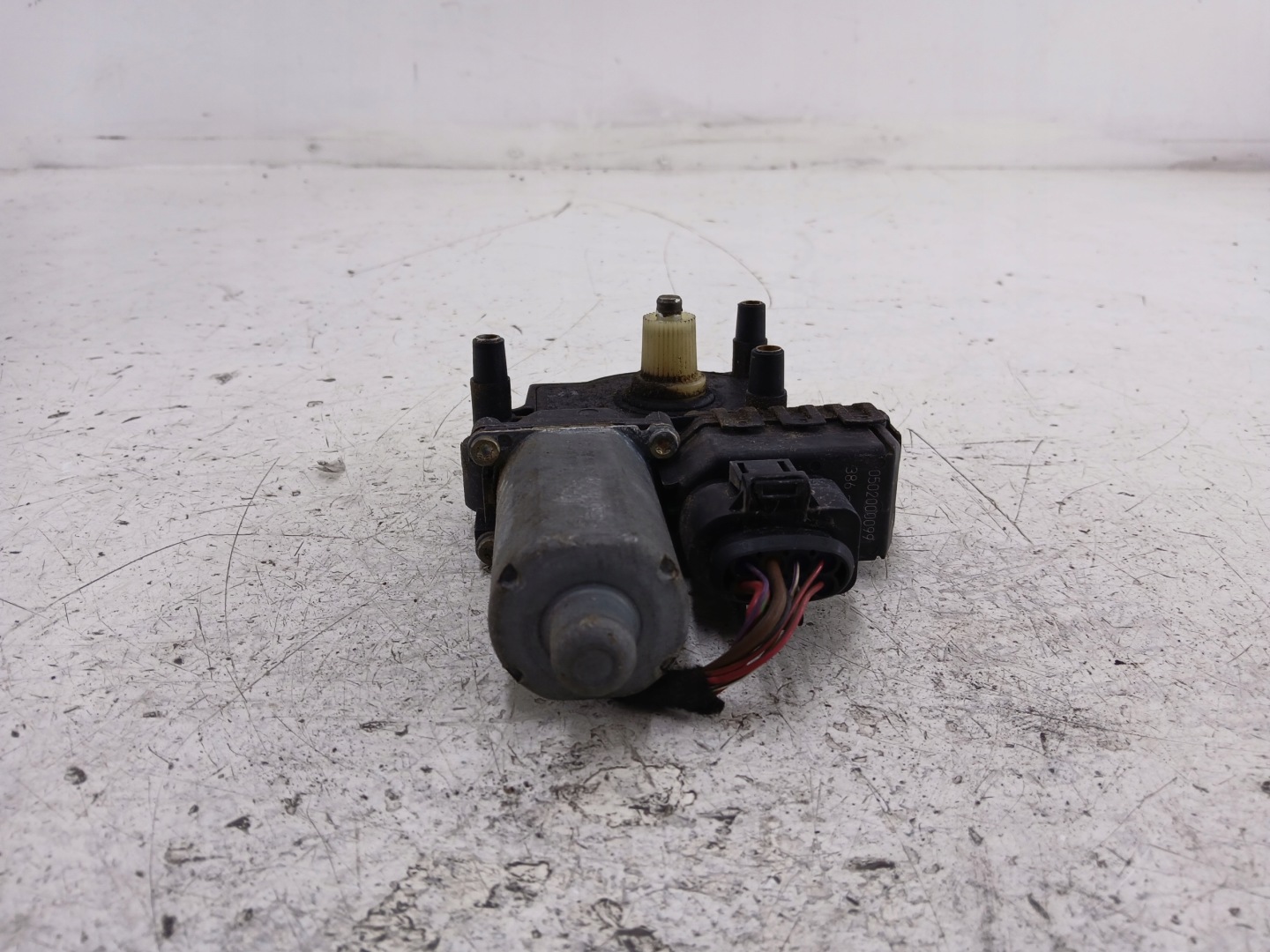 AUDI A6 C5 mini motor windows right front 0130821774
