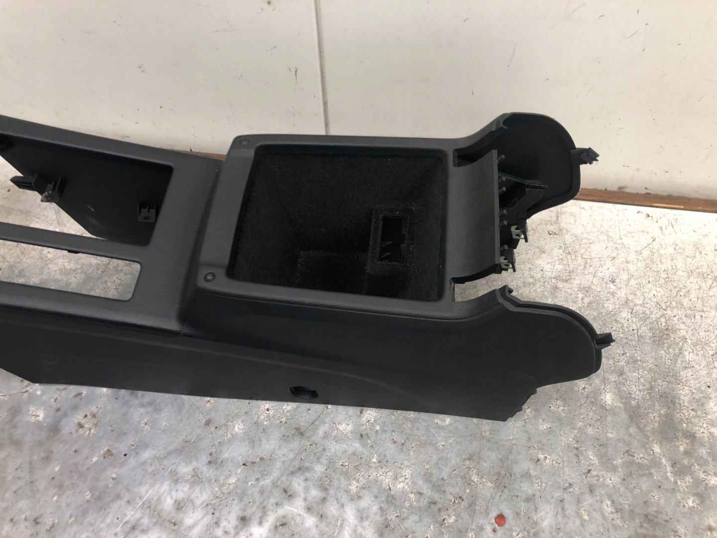 TUNEL mitte VW PASSAT B8 KOMBI 3G1863241C