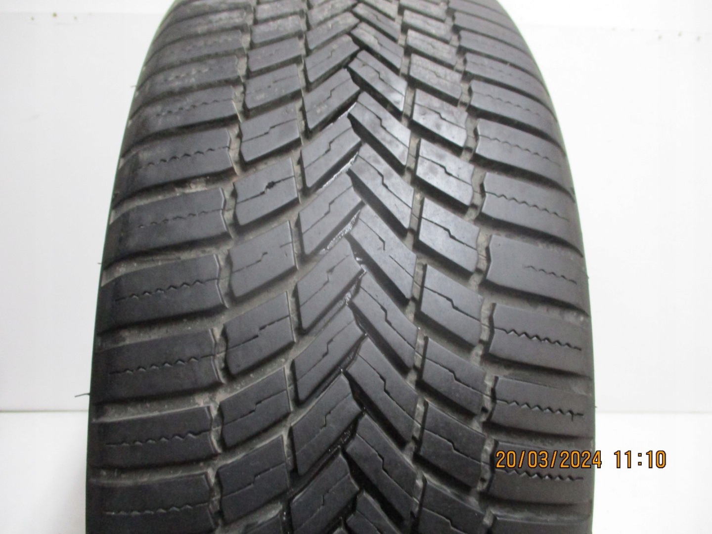 wheels discs tyres Audi Q2 81A R18 5MM M+S