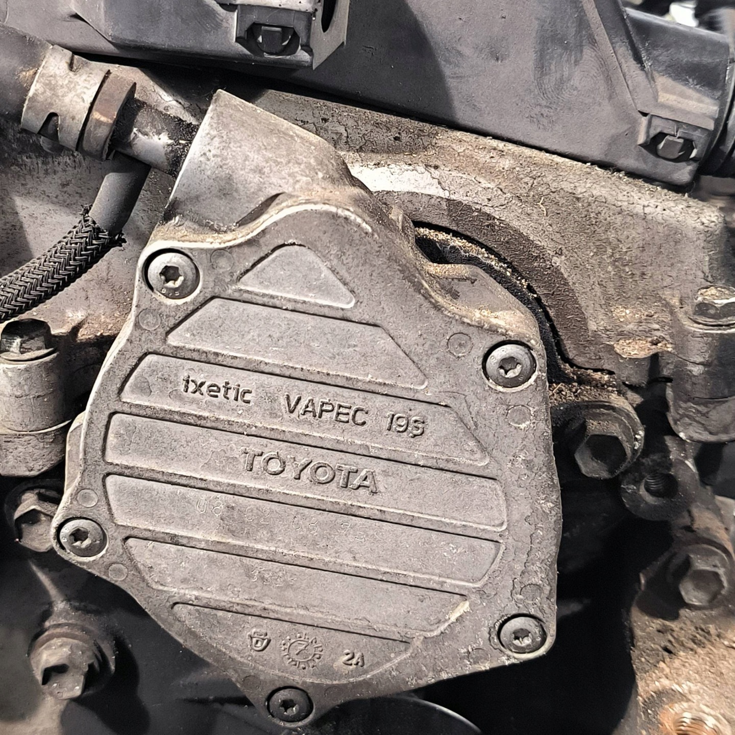 engine complete 2.2 136 2AD-FTV TOYOTA RAV-4 III