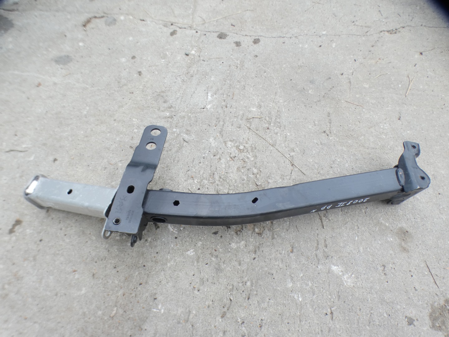 PEUGEOT 2008 II console beam tip right