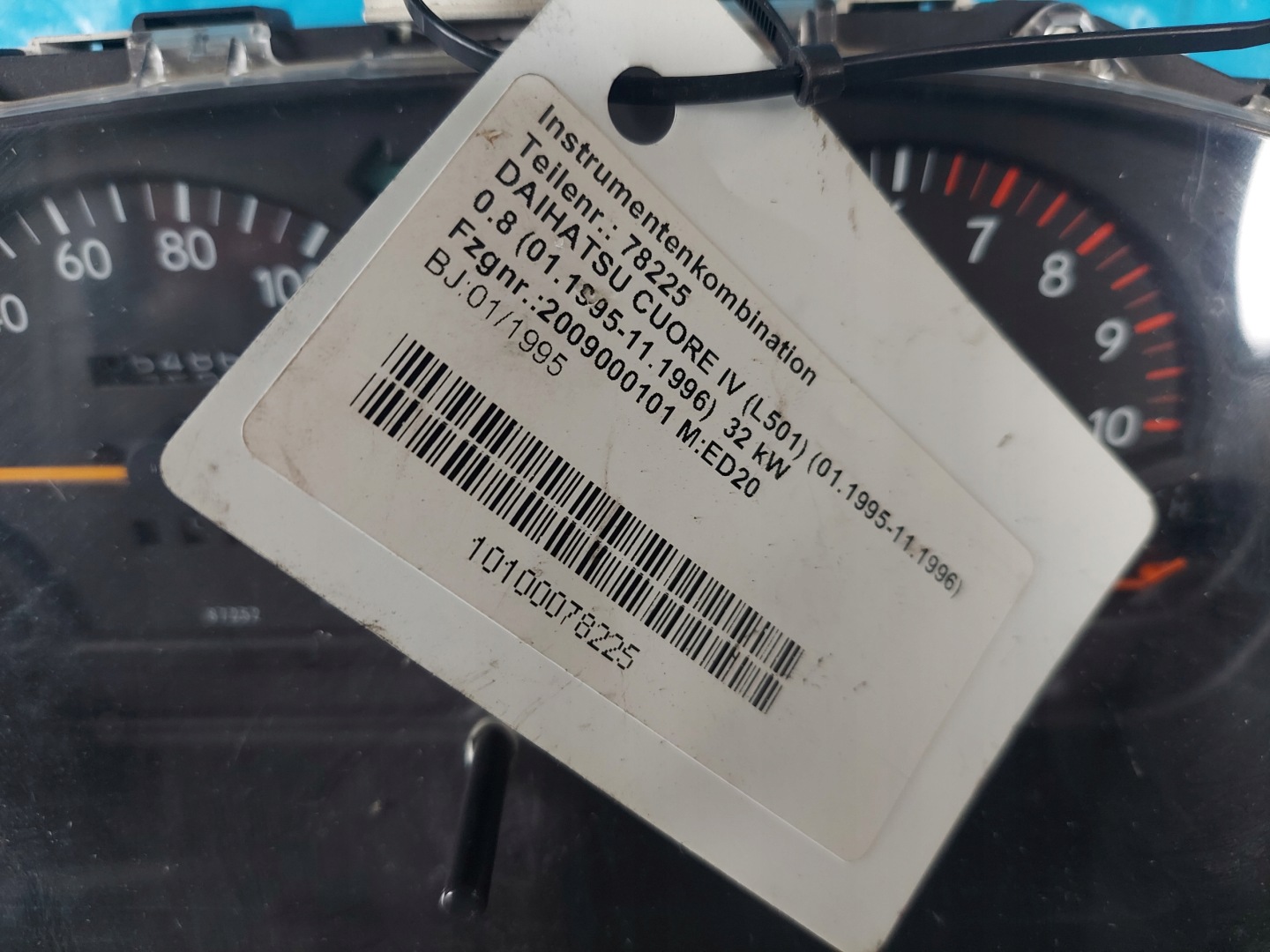 dials clock DAIHATSU CUORE 0.8 B 83010-87B55