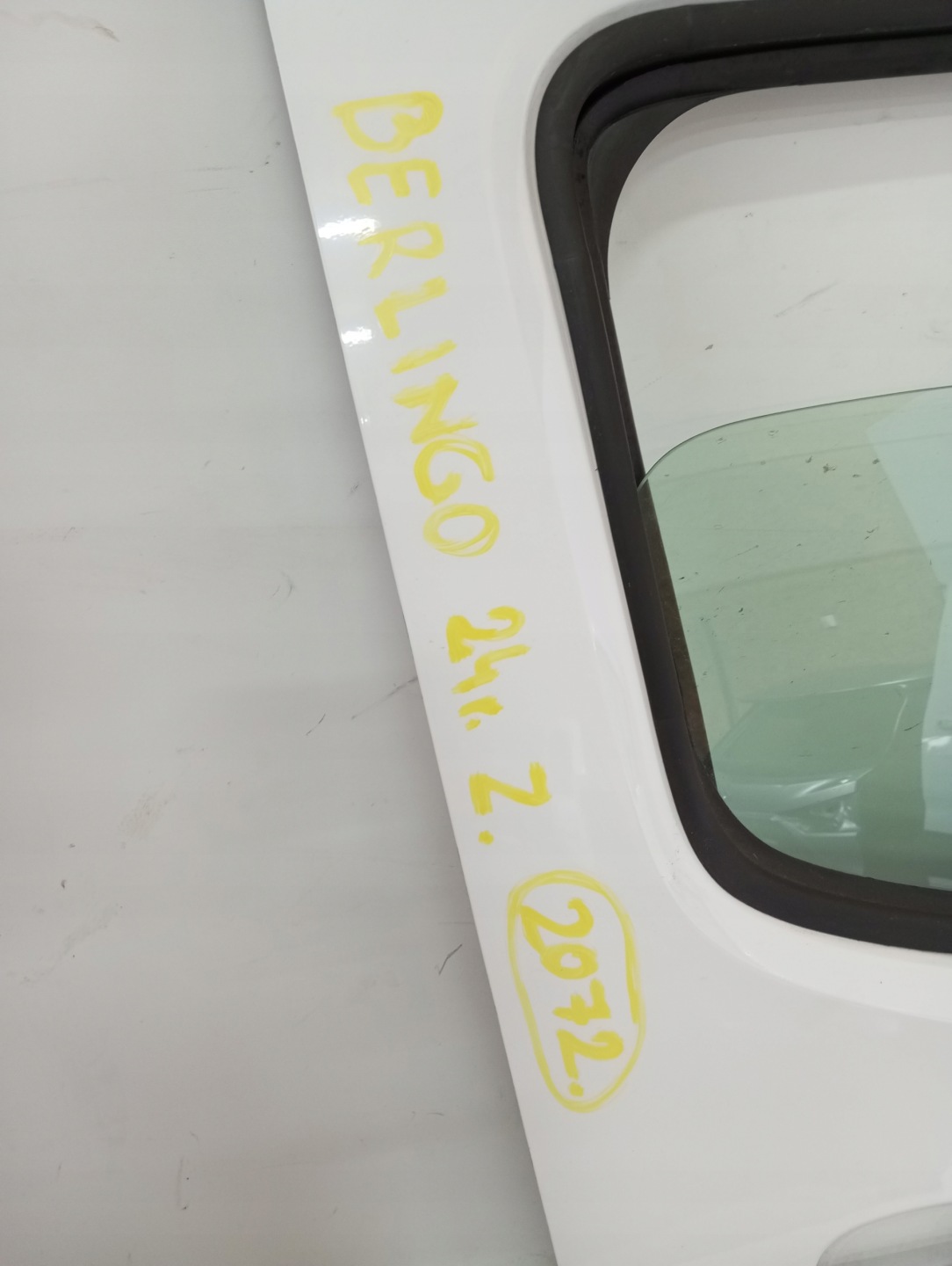 door right front CITROEN BERLINGO 23R
