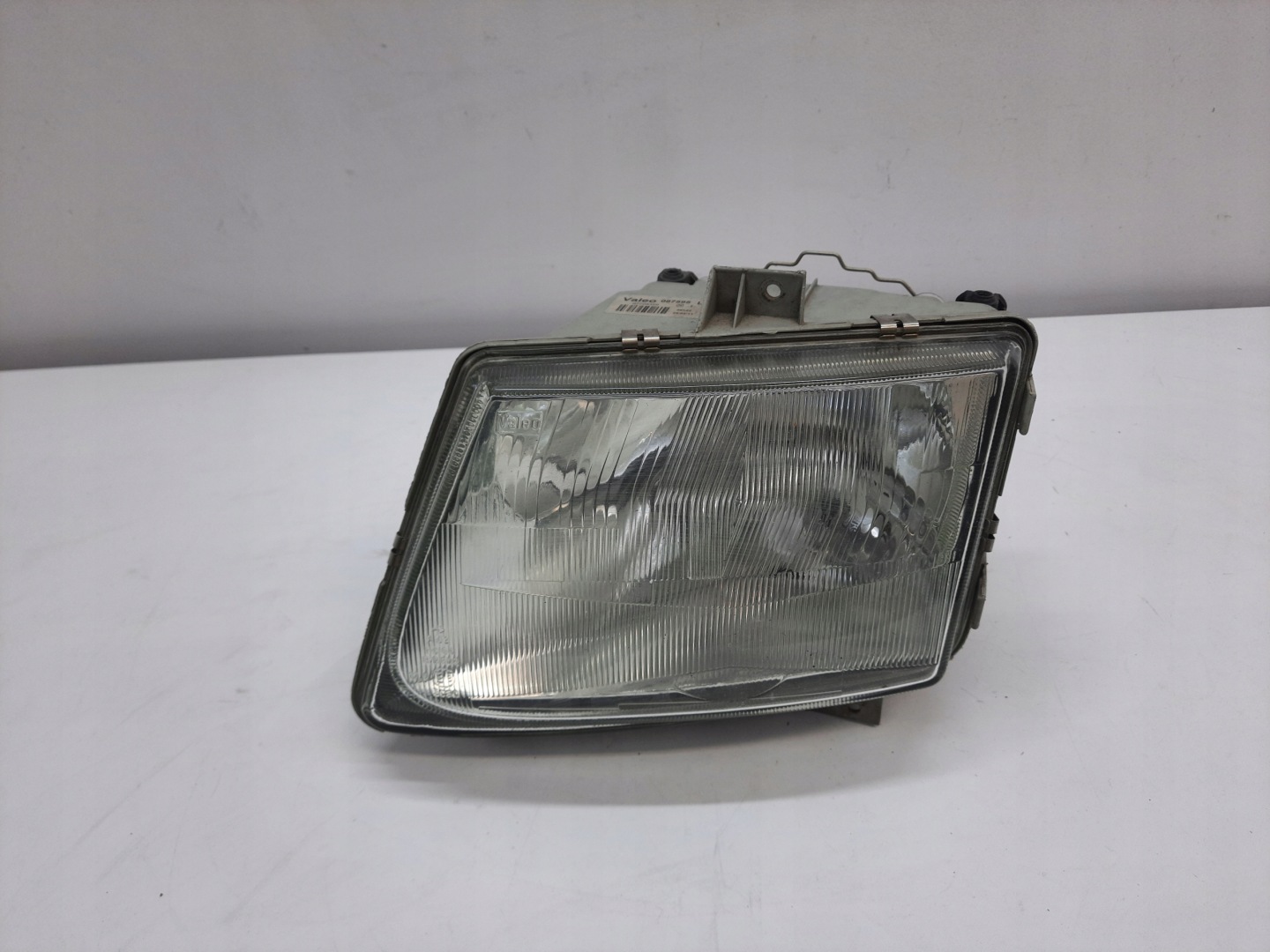 MERCEDES VITO W638 V-KLASA 96- light REFLEKTOR left front original EUROPA