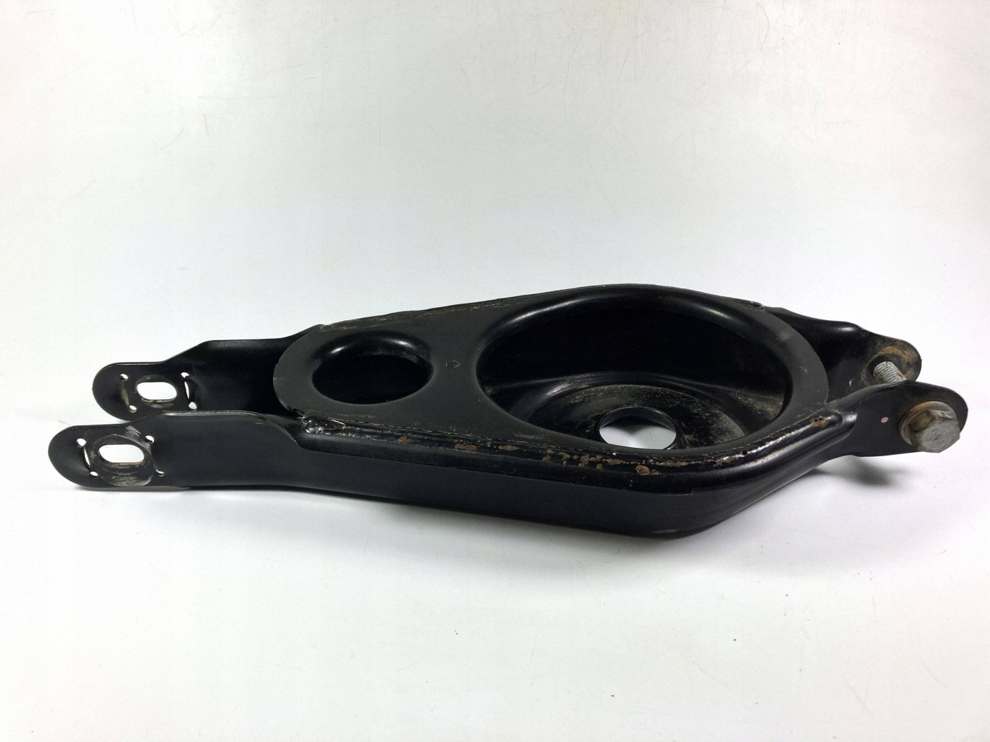 Querlenker hinten Achsträgers Chrysler Pacifica 2017-2025