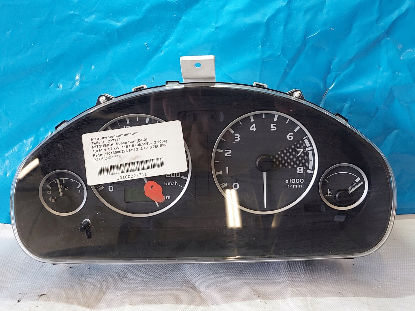 dials clock MITSUBISHI SPACE STAR 1.8 N MR916338