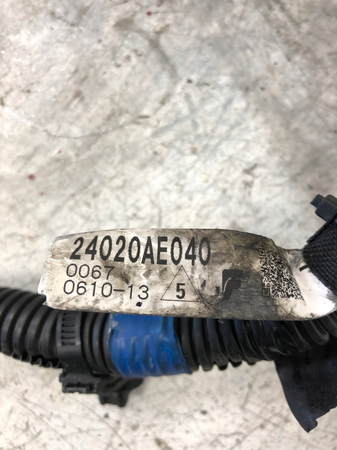 bundle of the engine SUBARU LEGACY IV 2.0D EE20