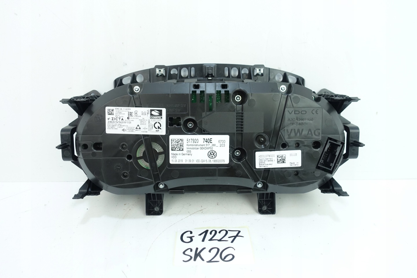 VW GOLF SPORTSVAN 2013- clock dials 10272M 517920740E