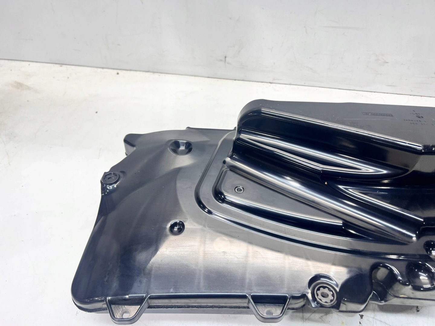 speaker subwoofer door left front AUDI A6 C6 4F0035381C