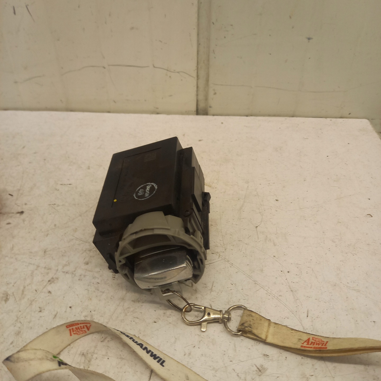 ignition Z KLUCZYKIEM VOLKSWAGEN PASSAT B6 3C0905843Q