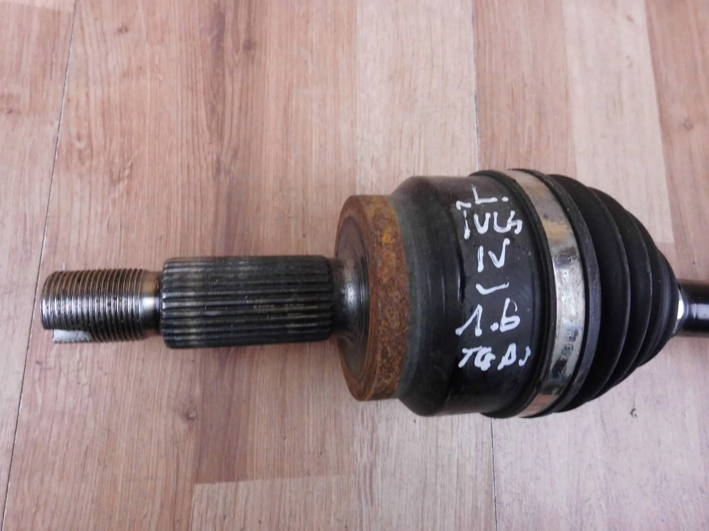 Hyundai Tucson IV 2020+ 1.6 T-GDI 4WD AUTOM. semi-axis front left front left