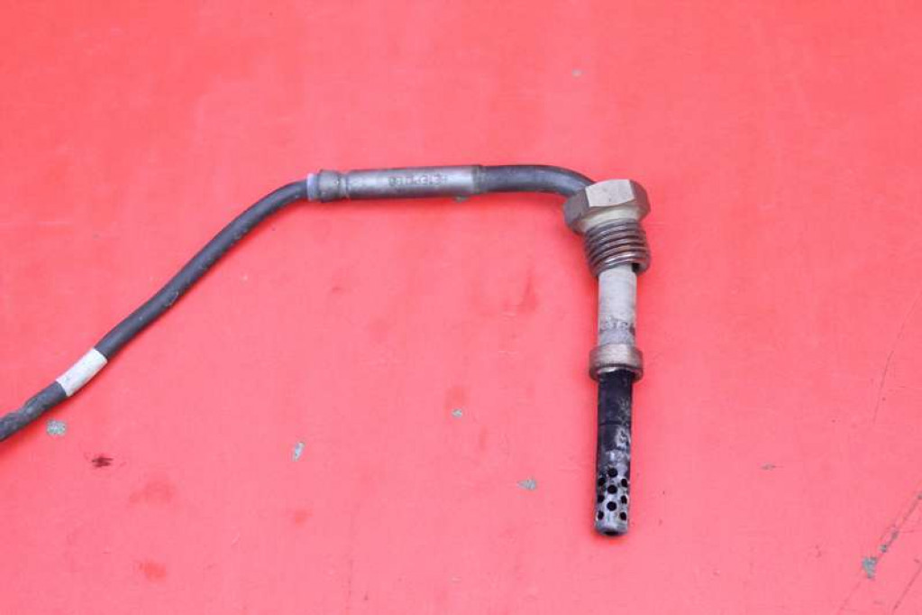 SENSOR TEMPERATURY GASE 03G906088 VW PASSAT B6 1.9 TDI 105 KM 05-10