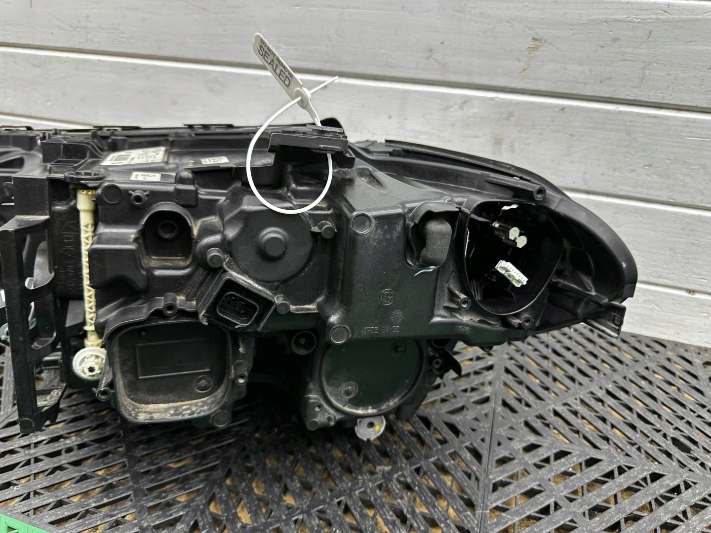 light front side right BMW 5 G30 G31 LCI LIFT 9850582