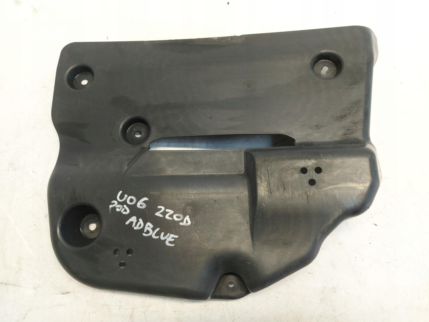 BMW U06 220d Blende Abdeckung abdeckung Unterfahrschutz ADBLUE 9487582