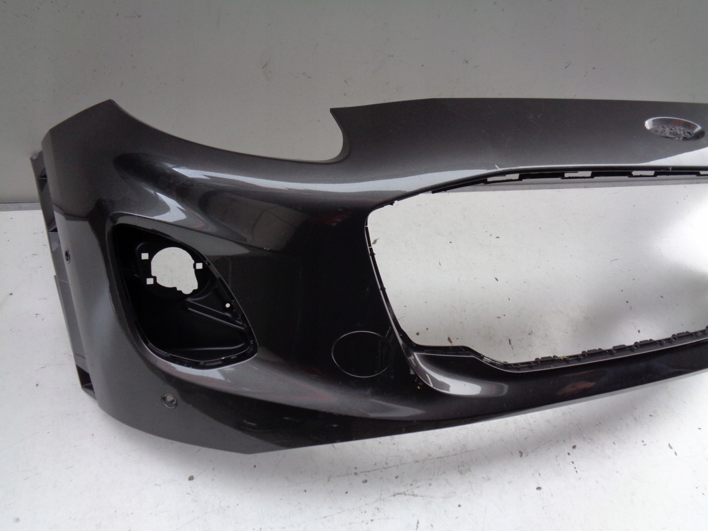 FRONTSTOSSSTANGE FORD PUMA 19- NR 37016