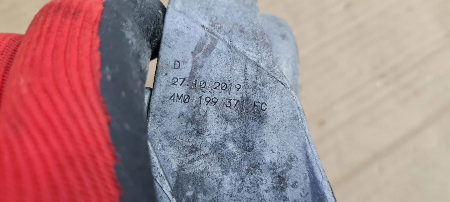 A5 8W engine mount left left front 2.0 TFSI 4M0199371FC A4 B9 8W