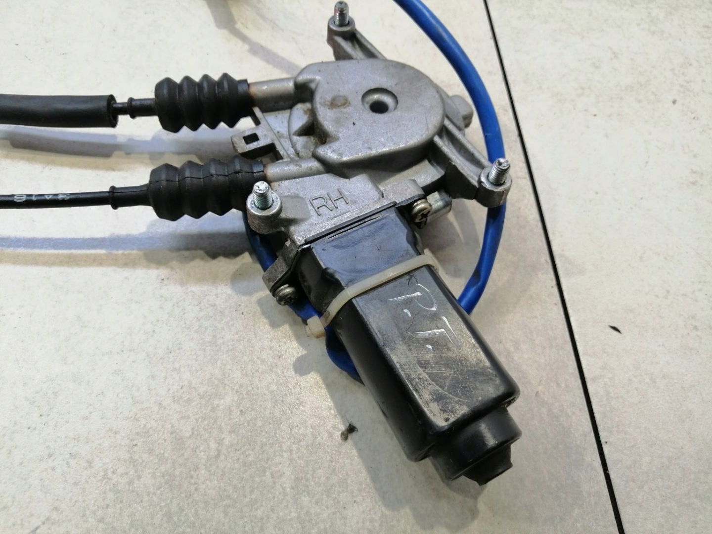 window regulator right rear part KIA SHUMA II WH045DA
